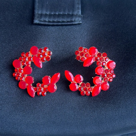 Brand new fun sparkly earrings - Picture 1 of 2